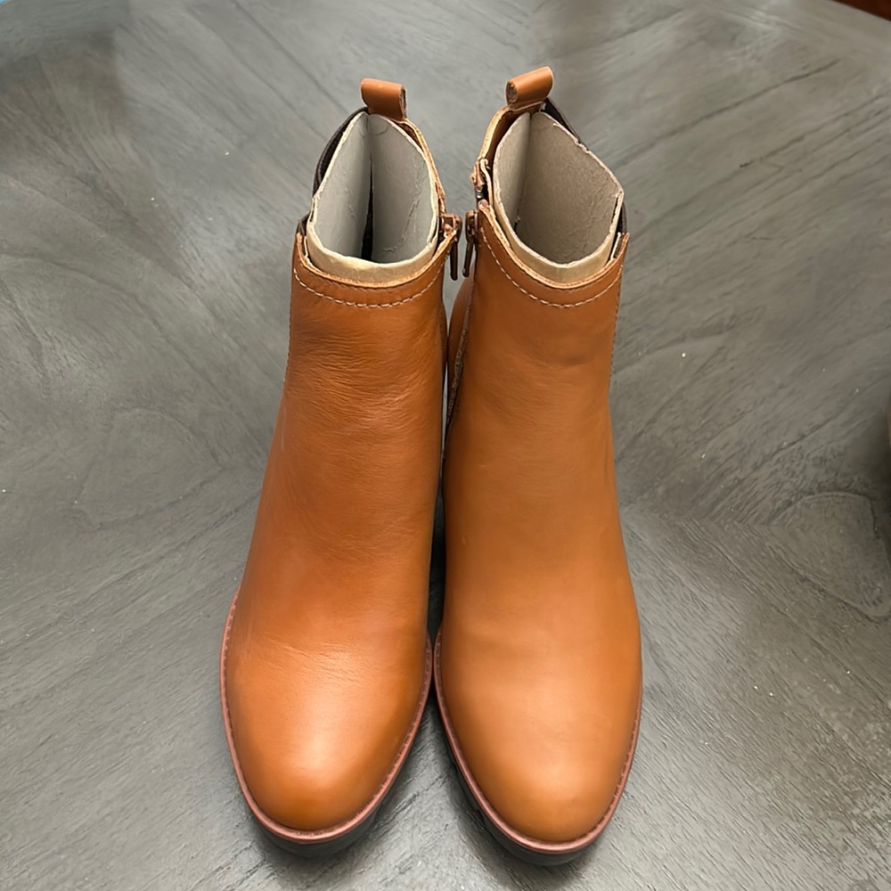 NATURALIZER VERNEY WATERPROOF LEATHER LUG BOOTS CIDER-SPICE (WIDE) - Picture 4 of 10